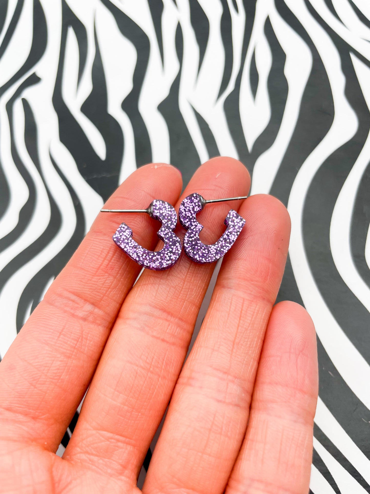 Small Mauve Purple Glitter Acrylic Heart Hoops